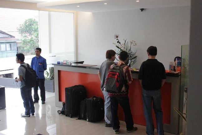 Hotel Jakarta Makassar Extérieur photo